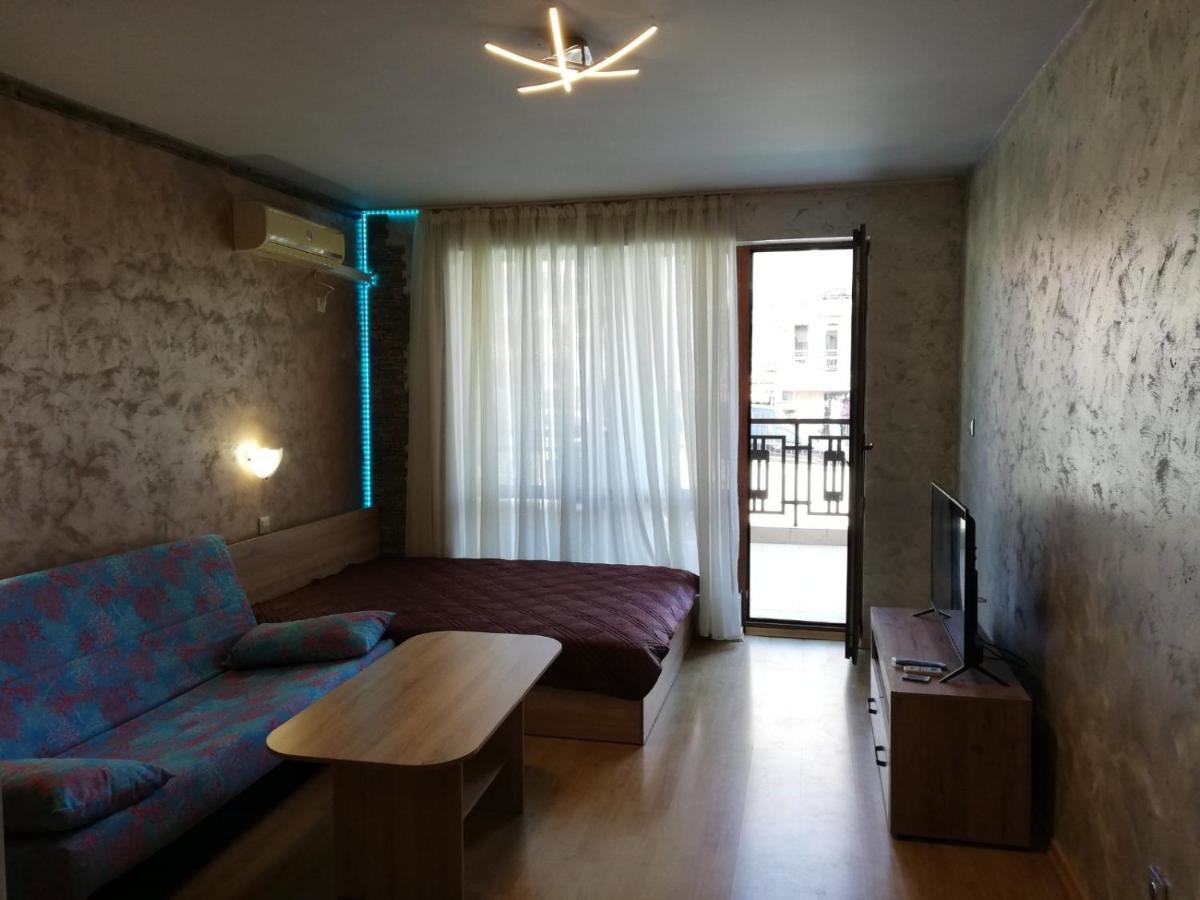 Lovely Studio In A Complex With A Pool By Flat Mаnаger سفيتي فلاس المظهر الخارجي الصورة
