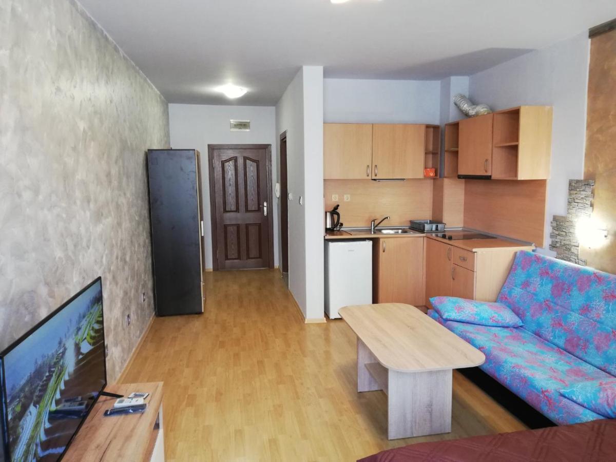 Lovely Studio In A Complex With A Pool By Flat Mаnаger سفيتي فلاس المظهر الخارجي الصورة