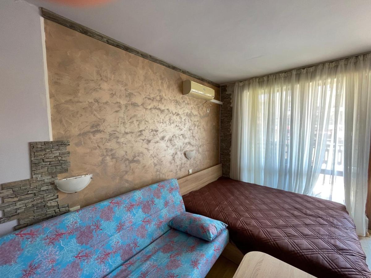 Lovely Studio In A Complex With A Pool By Flat Mаnаger سفيتي فلاس المظهر الخارجي الصورة