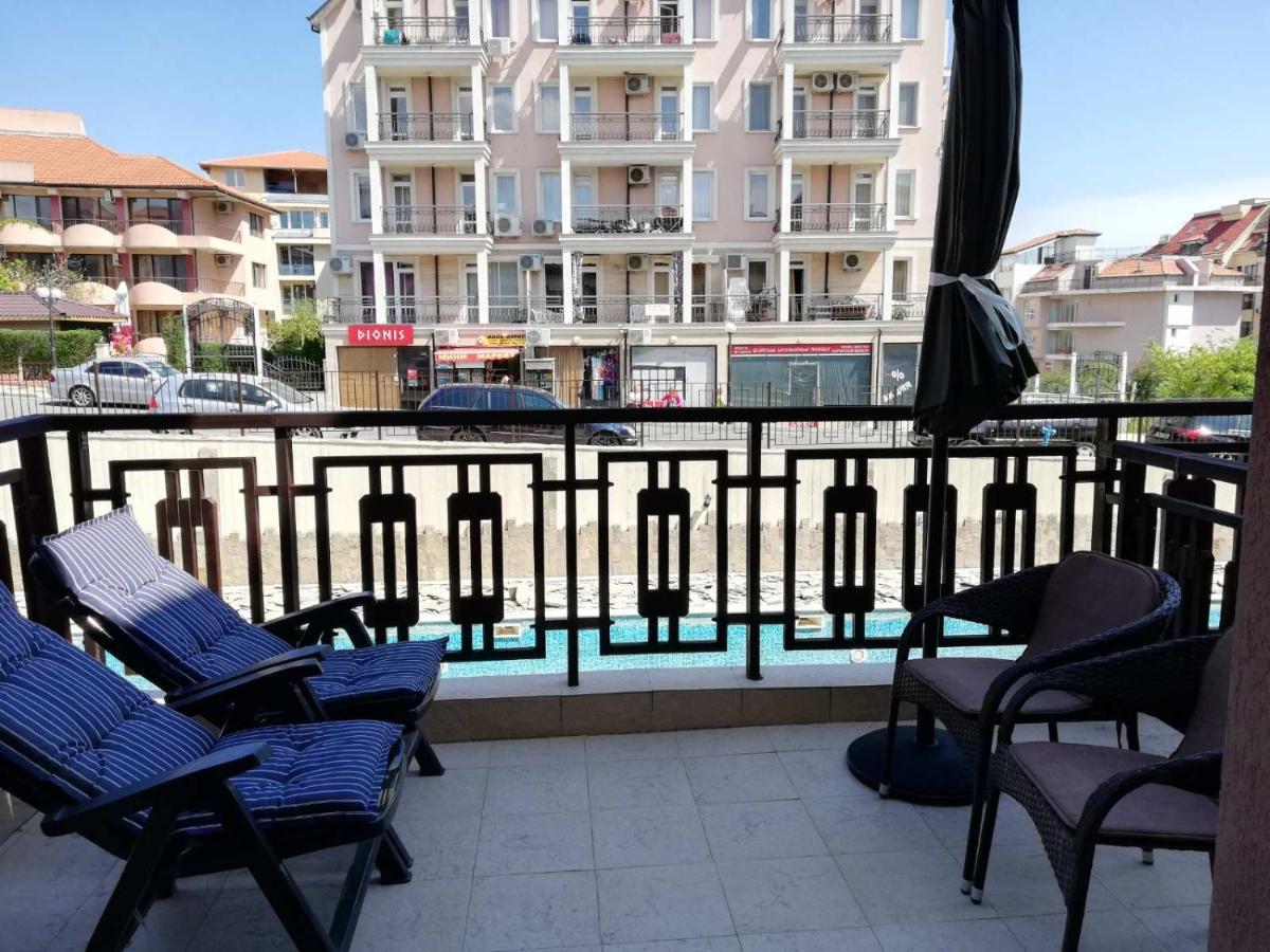 Lovely Studio In A Complex With A Pool By Flat Mаnаger سفيتي فلاس المظهر الخارجي الصورة